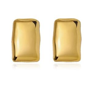 The Aurelia Rectangular Stud - Gold